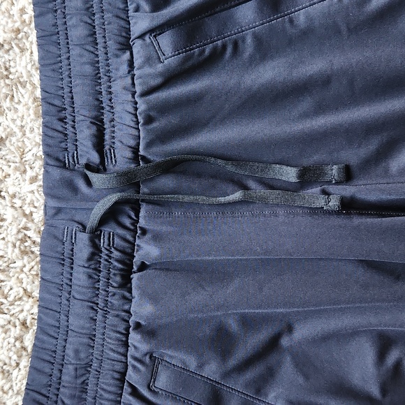 Underarmour black athletic jogger size XS - Picture 7 of 7
